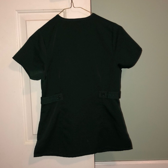 Scrub Set - Picture 2 of 3